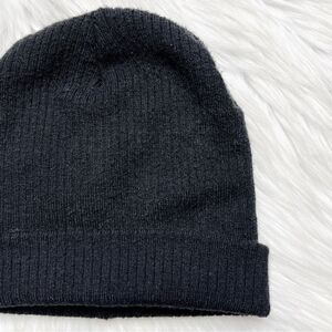 Time and Tru Ribbed Knit Beanie Black One Size
